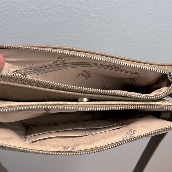 Jewell by Thirty-One Reptile Print Crossbody - Picture 7 of 10